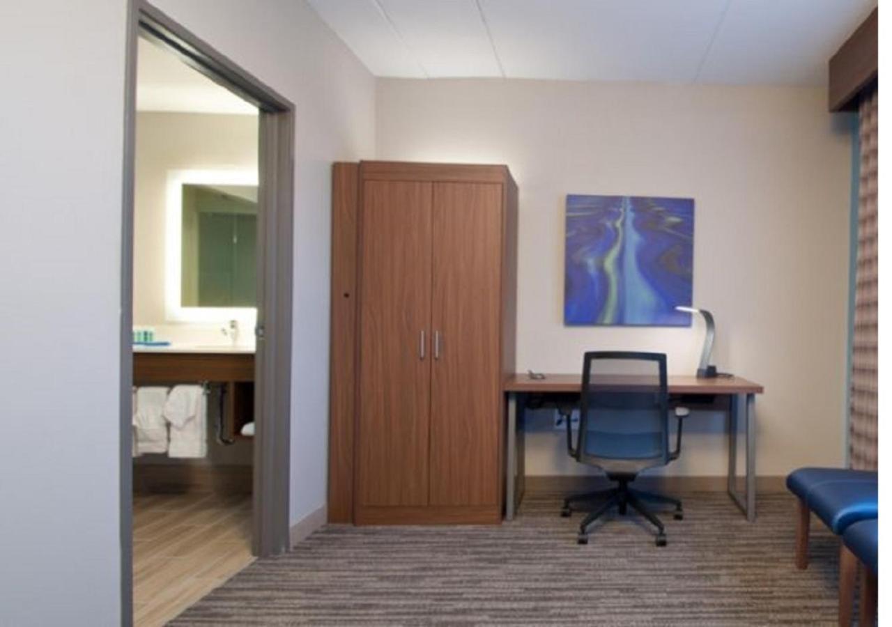 Holiday Inn Express Quantico - Stafford By Ihg Екстериор снимка