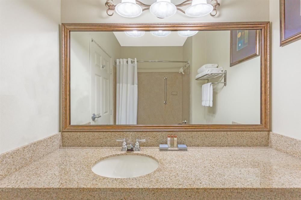 Holiday Inn Express Quantico - Stafford By Ihg Екстериор снимка