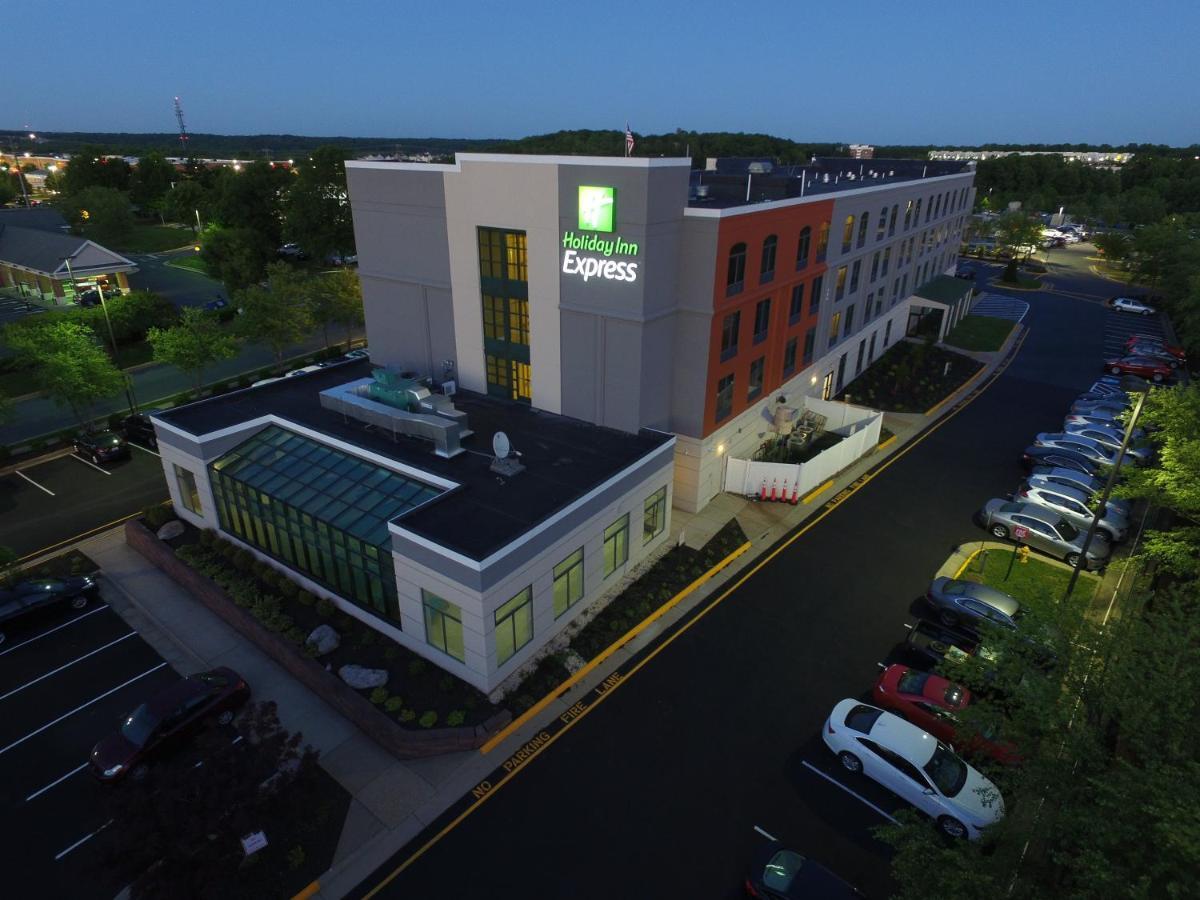 Holiday Inn Express Quantico - Stafford, An Ihg Hotel Екстериор снимка