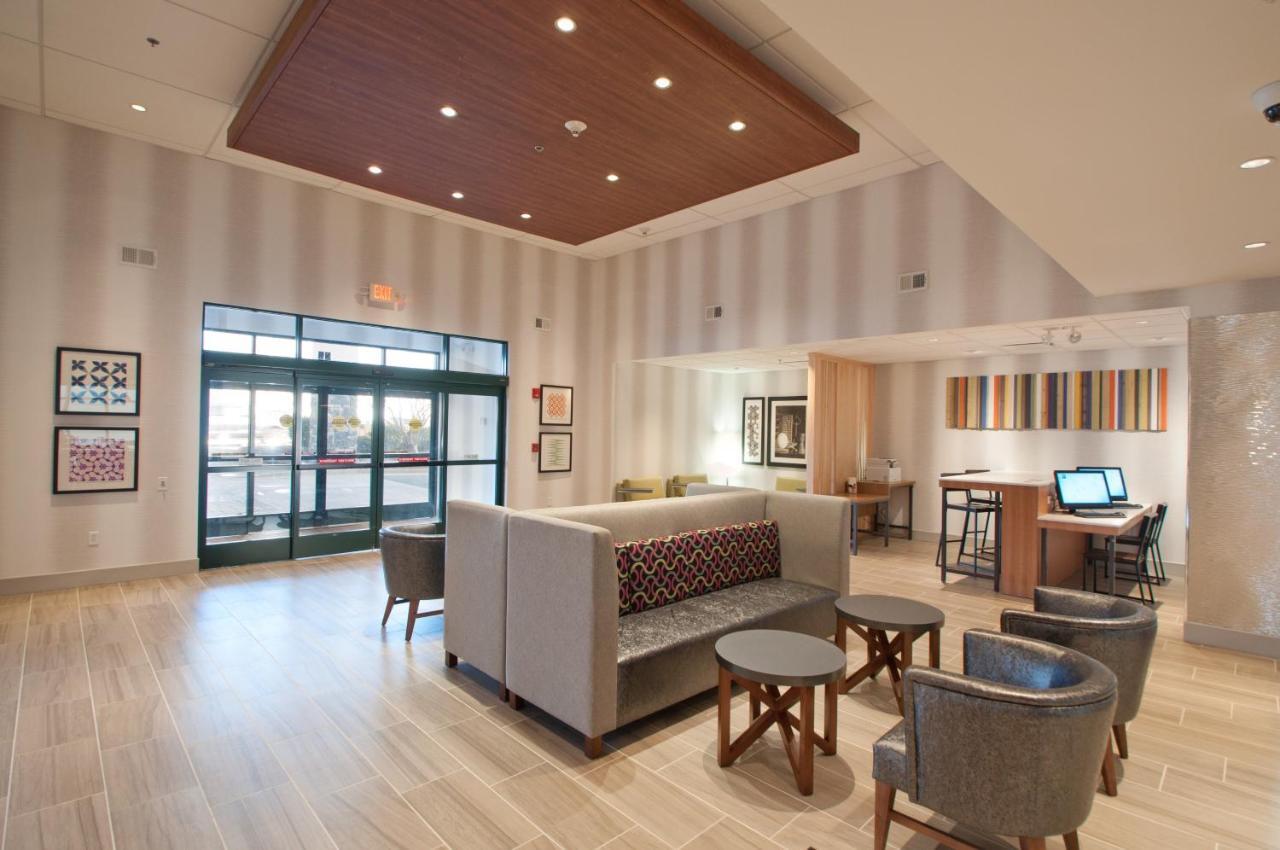 Holiday Inn Express Quantico - Stafford By Ihg Екстериор снимка